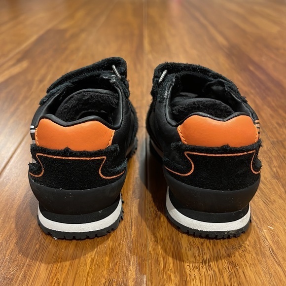 Guess Sneakers‎ - Picture 3 of 7